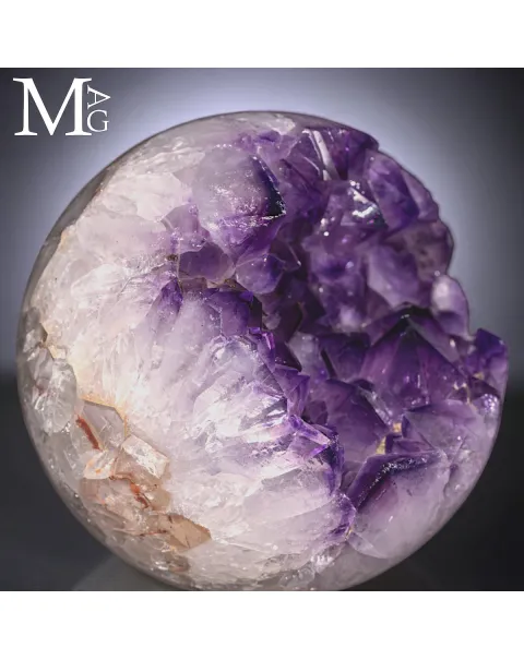 Sfera in Ametista da Geode – Struttura Cristallina.