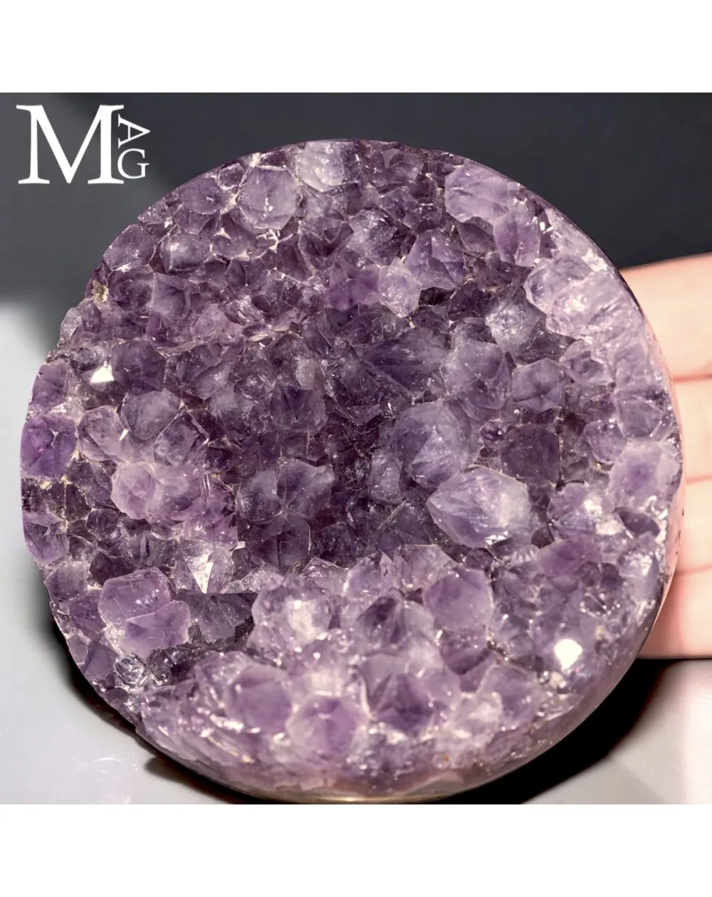 Sfera in Geode di Ametista – Cristalli