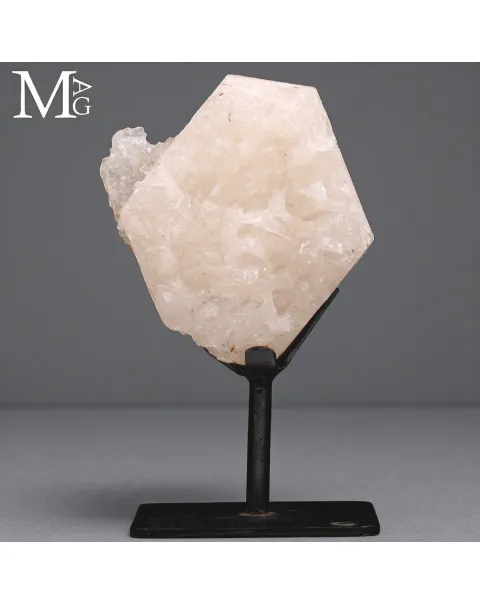 Calcite naturale – Formazione rara con doppia crescita cristallina.