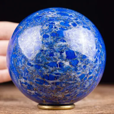 Lapislazzuli: Sfera di Prestigio per Collezionisti...