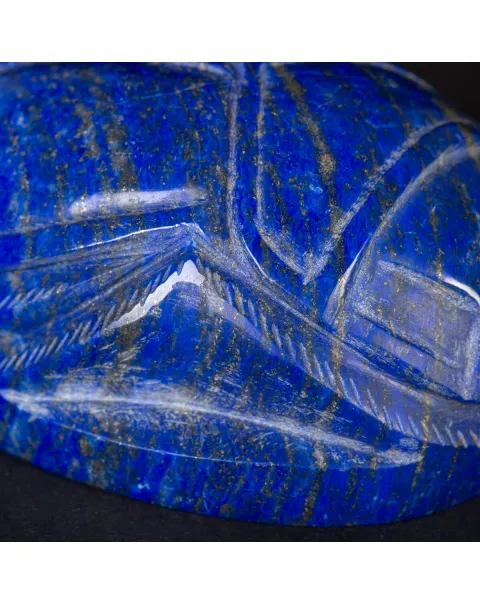 Scarabeo in Lapislazzuli: Talismano Egizio.