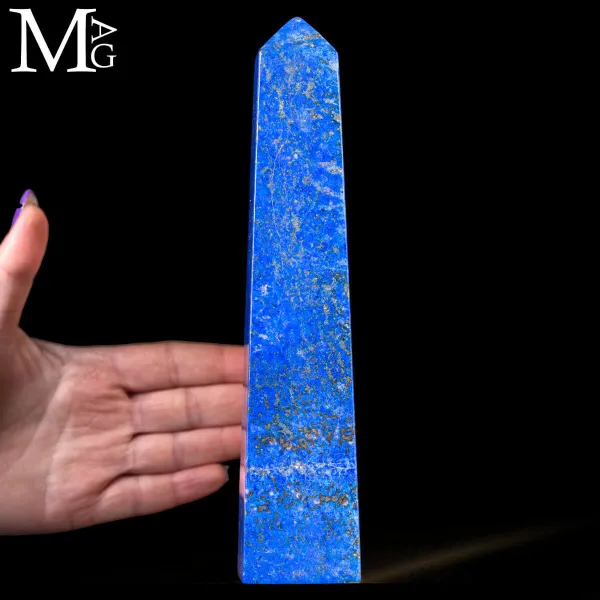 Obelisco in LapisLazuli.
