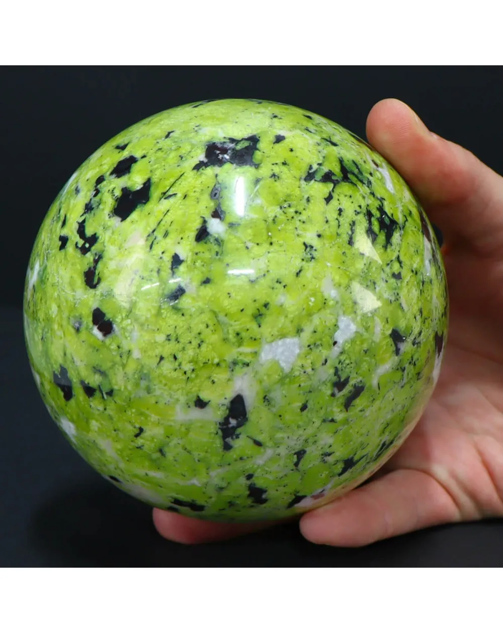Sfera in Lizardite