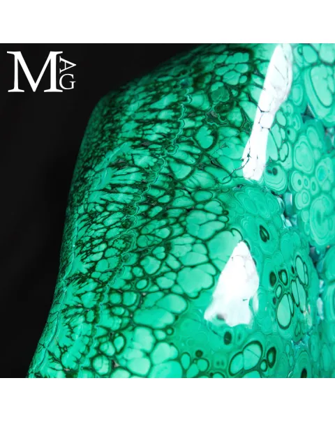 Maestoso Blocco di Malachite - Prima Scelta.