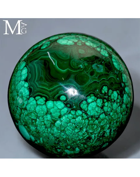 Sfera Malachite Naturale del Congo – Struttura Botroidale.