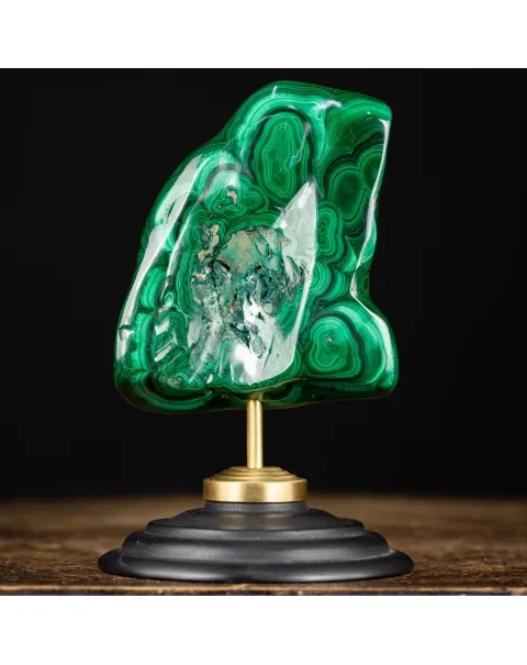 Malachite su Piedistallo in Ottone e Legno