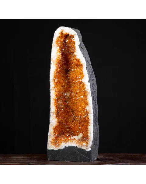 Splendido Geode a Forma di Cattedrale in "Citrino" Arancione Intenso.