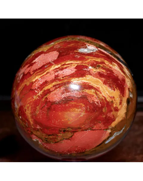 Sfera in Diaspro Rosso Agatizzato – Madagascar