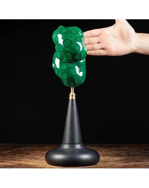 Malachite su piedistallo in Ottone e Legno