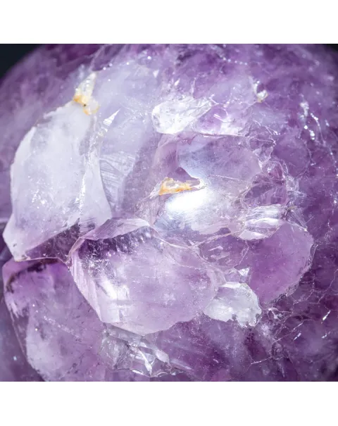 Sfera di Ametista Intagliata – Energia, Bellezza e Storia Antica.