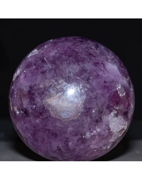 Sfera di Ametista Intagliata – Energia, Bellezza e Storia Antica.