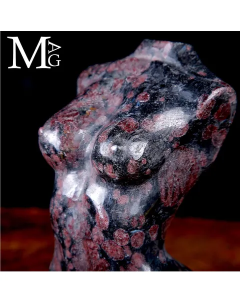 Scultura Corpo Femminile – Busto in Scisto con Granati