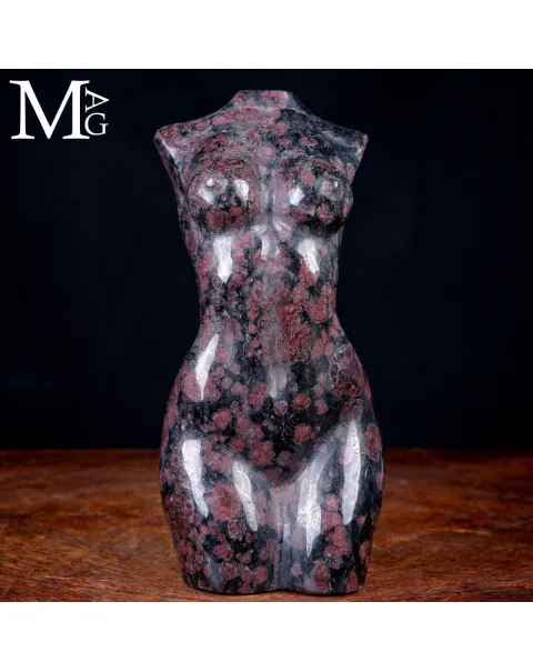 Scultura Corpo Femminile – Busto in Scisto con Granati