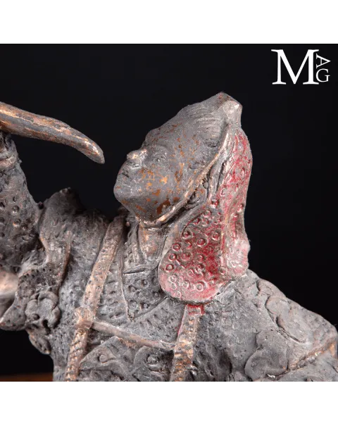Scultura in Bronzo - Guerriero Cerimoniale Orientale.