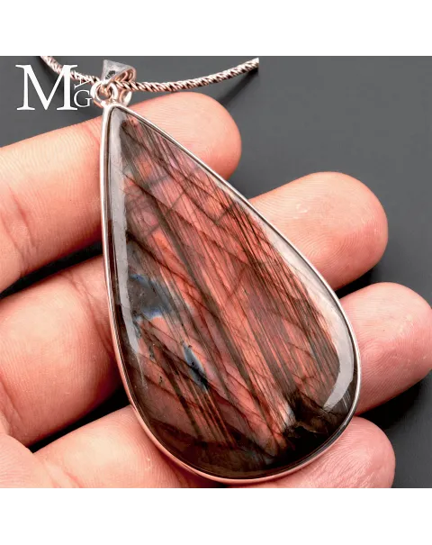 Ciondolo in Argento con Labradorite Rosa Ramata