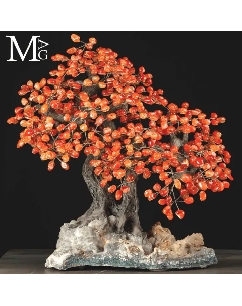Albero della Vita in Corniola: Simbolo di Connessione e Fascino Naturale.