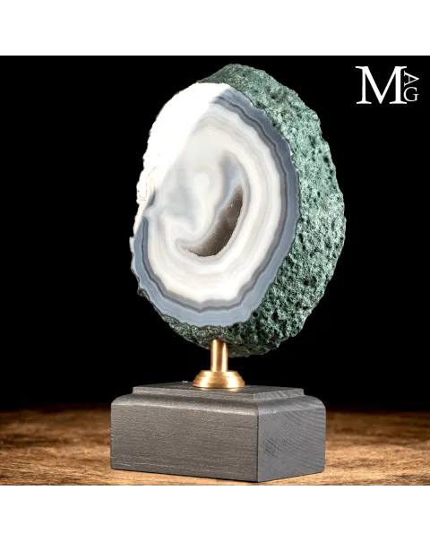 Fetta di Geode in Agata su Base – Il Sorriso della Terra.