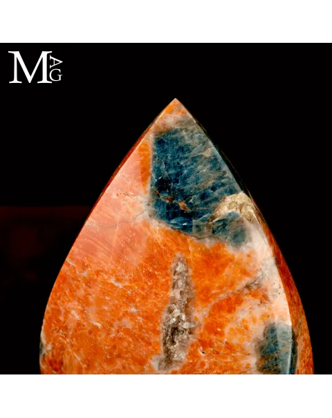 Fiamma in Calcite Arancione con Apatite Blu – Messico