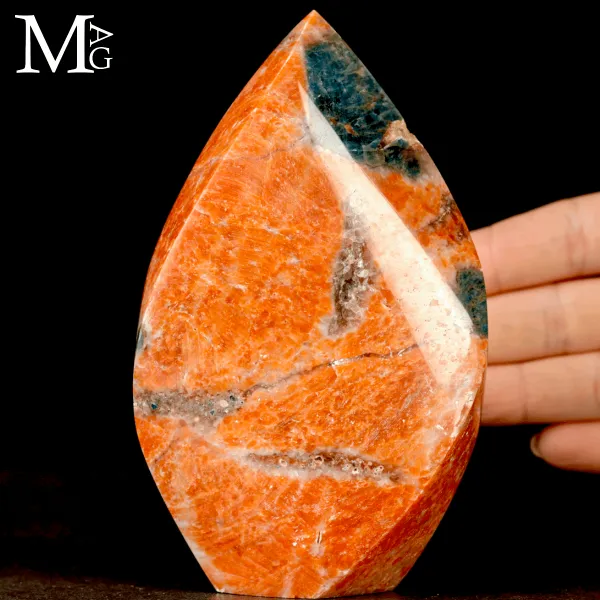 Fiamma in Calcite Arancione con Apatite Blu – Messico