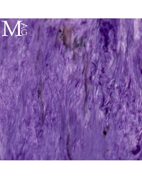 Cubo in Charoite  della Siberia.