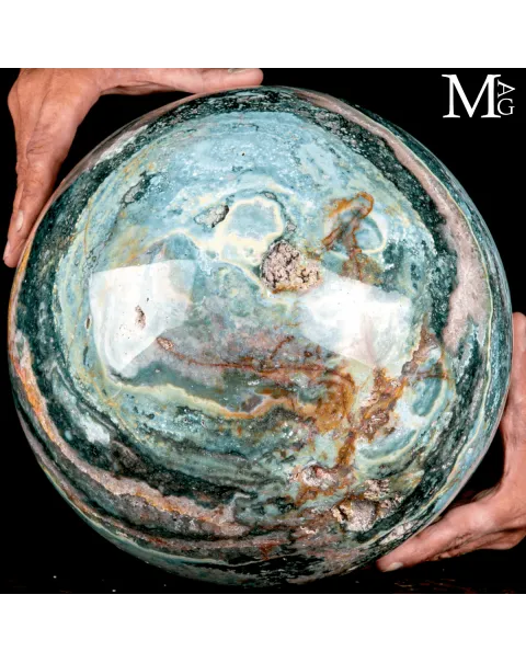 Grande Sfera in Diaspro Naturale Policromo
