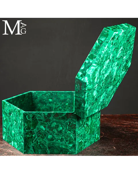 Grande Scatola Esagonale in Malachite – Mosaico.