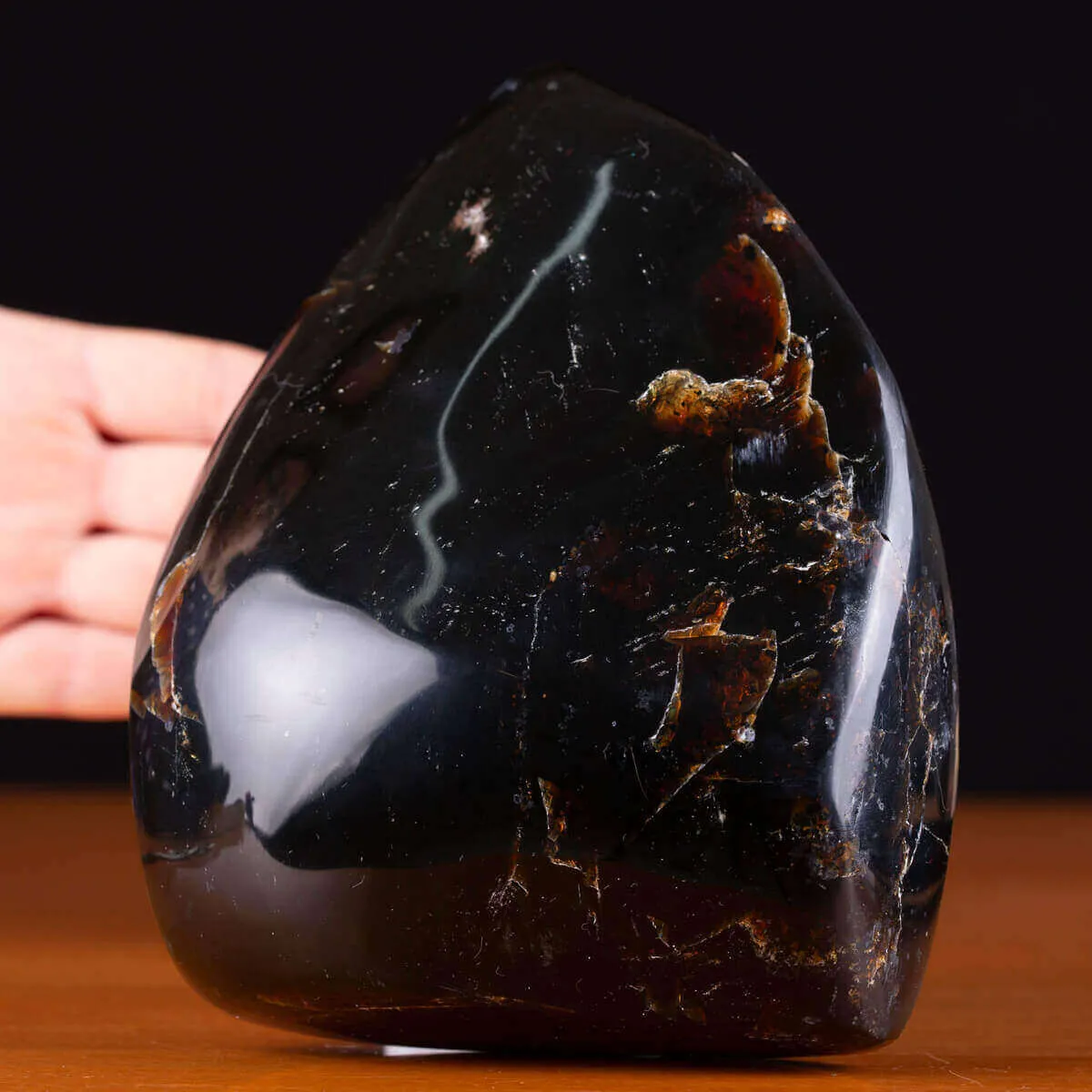 Esemplare di Ambra Blu Indonesiana da Sumatra.
