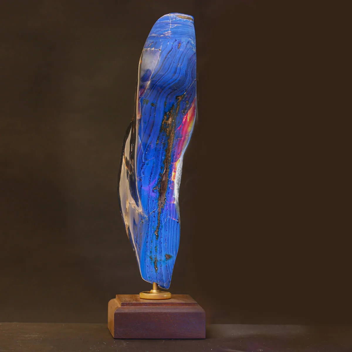 Ambra Blu di Sumatra su Base in Legno.