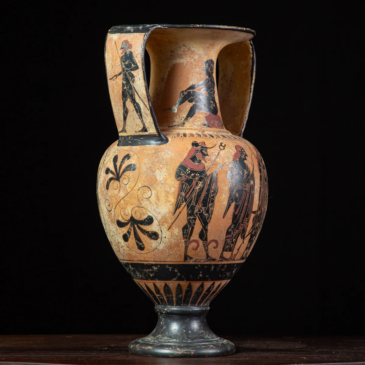 Anfora Attica a Figure Nere – Divinità e Virtù dell’Olimpo.