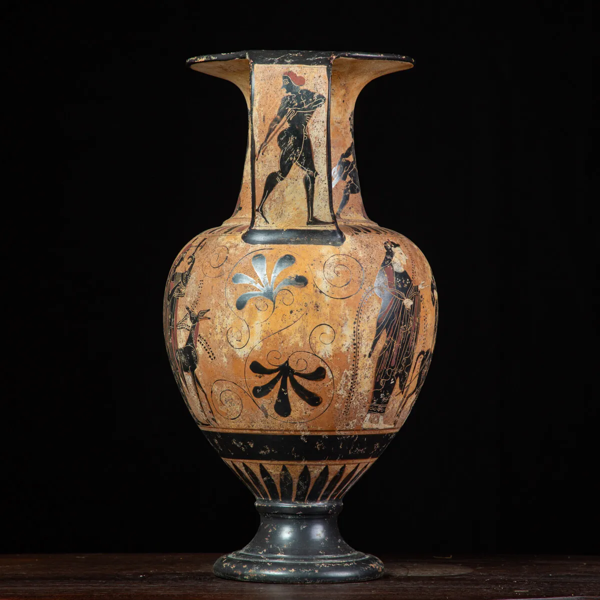 Anfora Attica a Figure Nere – Divinità e Virtù dell’Olimpo.