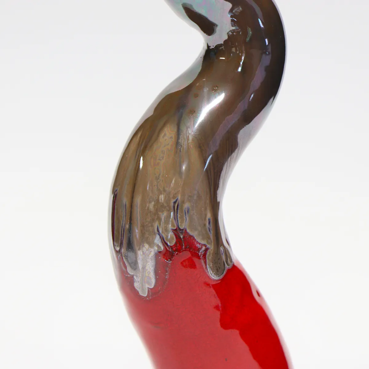 Scultura Corno in Ceramica