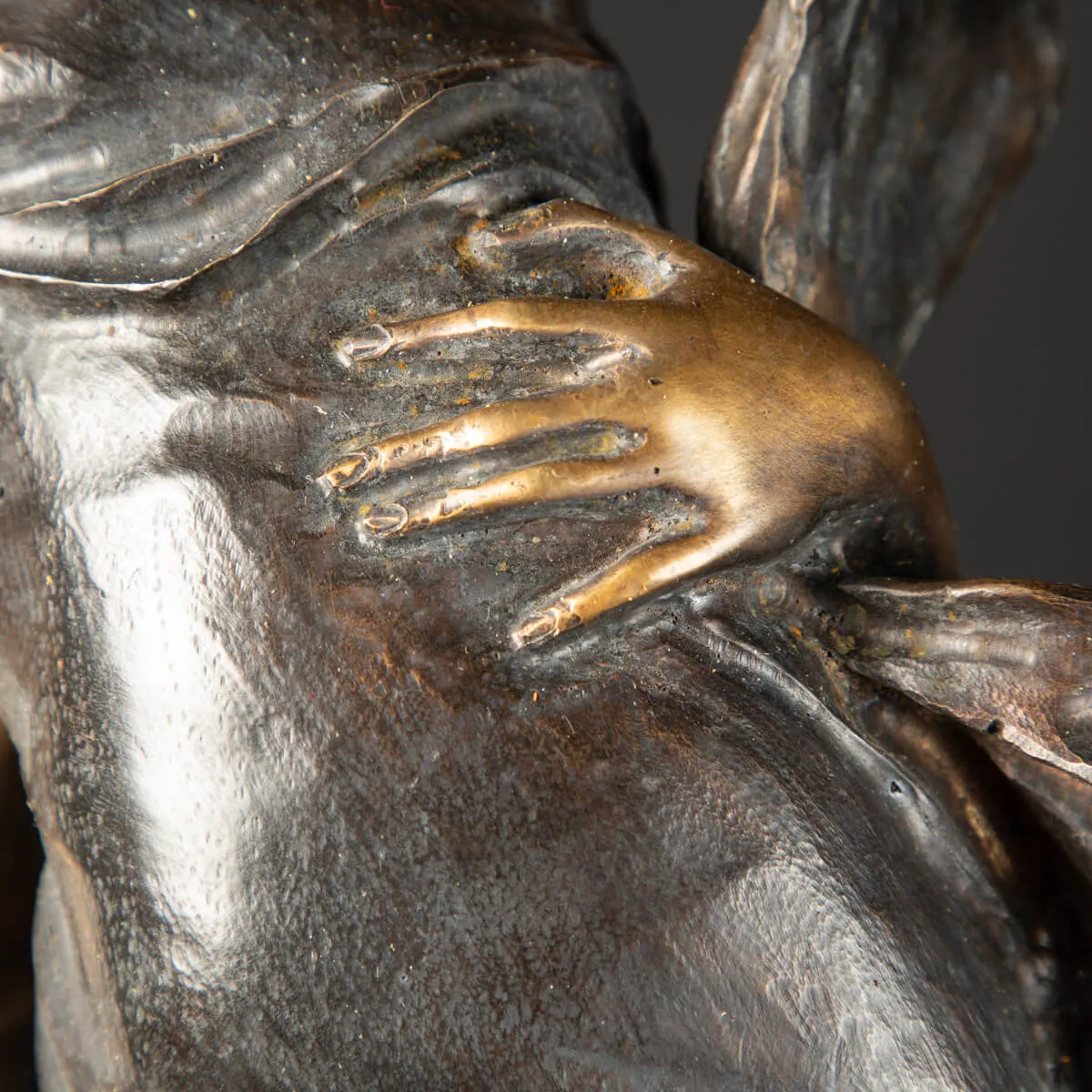 Scultura Bronzo Amore al Vento