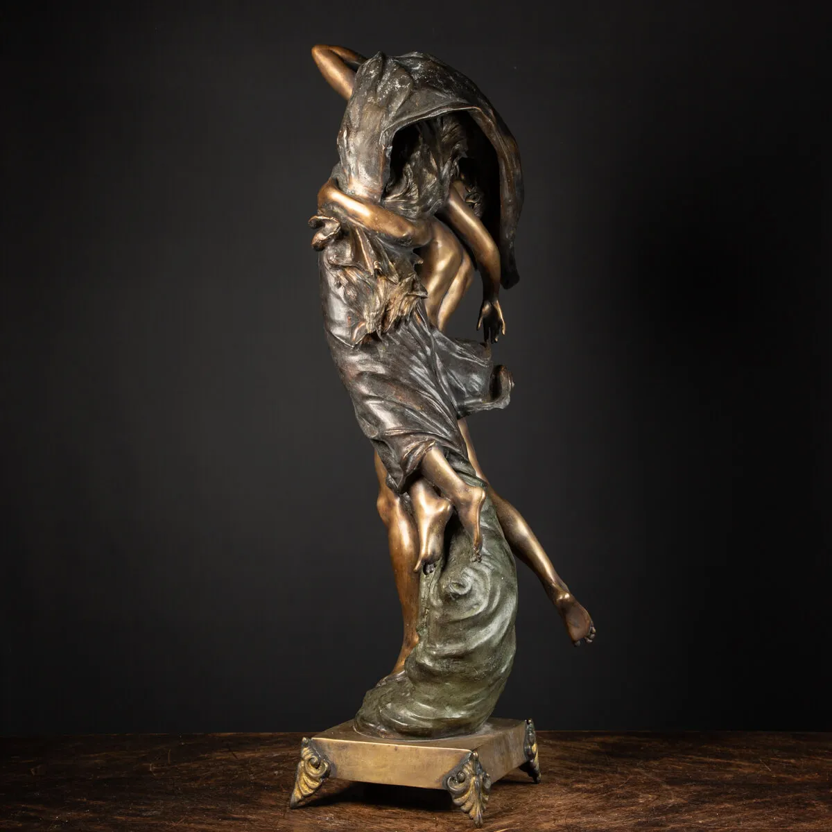 Scultura Bronzo Amore al Vento