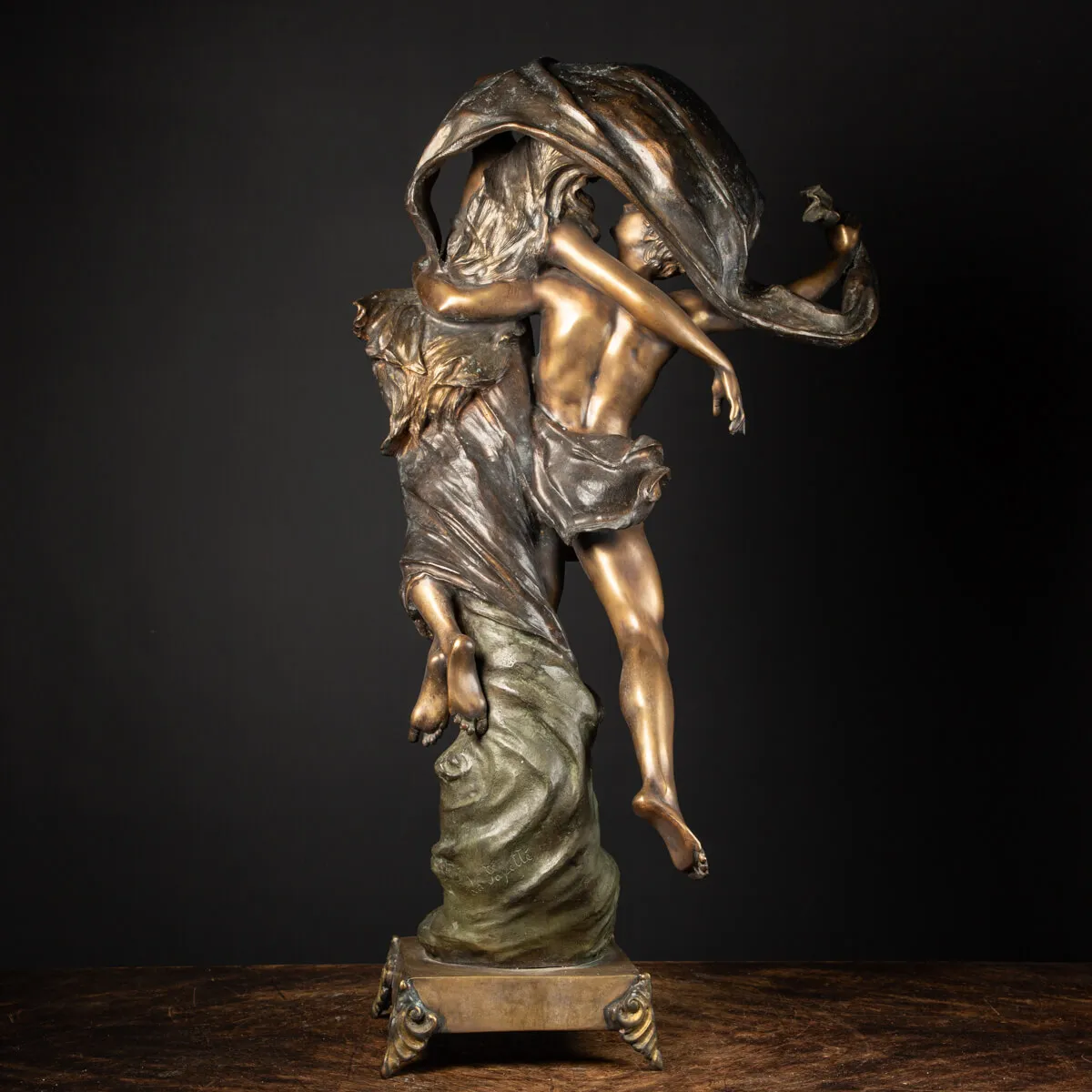 Scultura Bronzo Amore al Vento