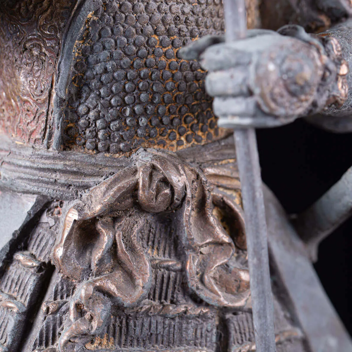 Guerriero Samurai: Statua in Bronzo Era Meiji.