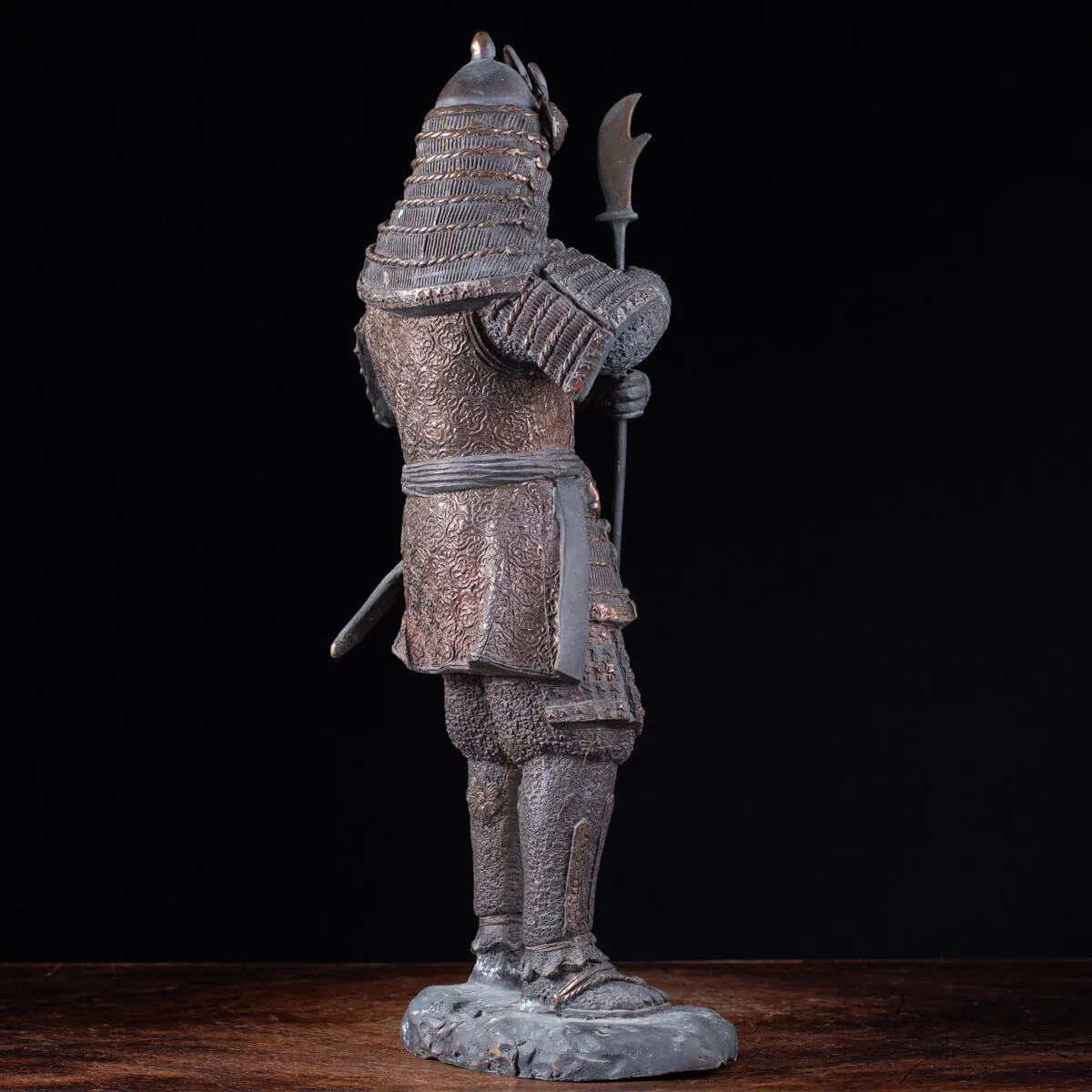 Guerriero Samurai: Statua in Bronzo Era Meiji.