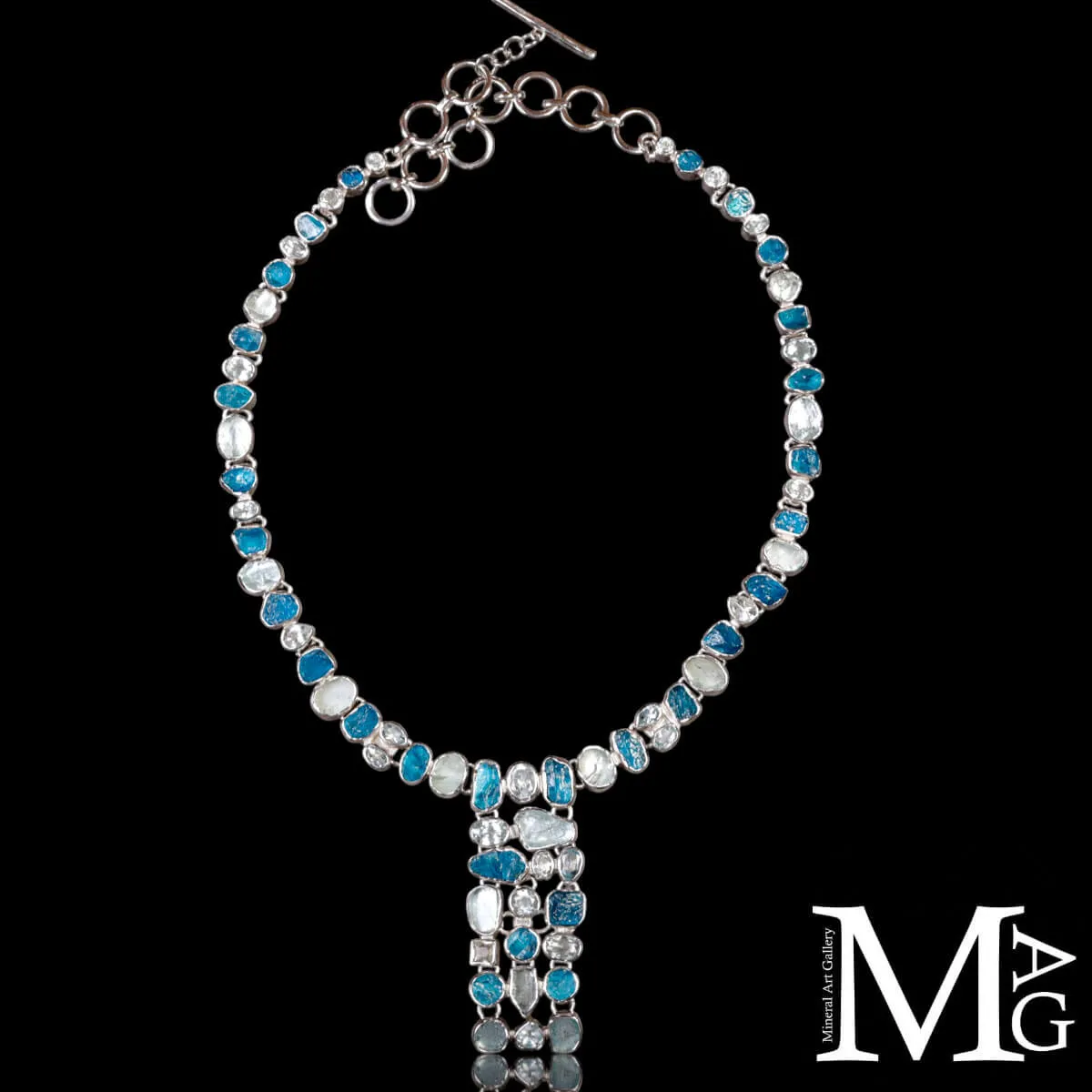Collier in Argento con Acquamarina e Apatite Naturali.