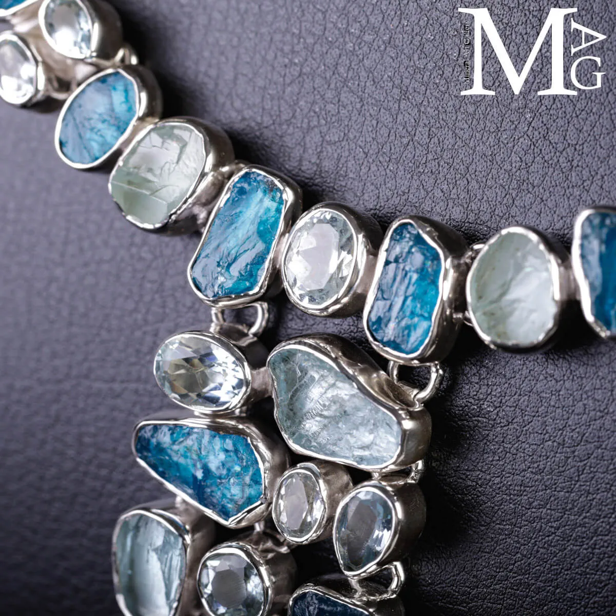 Collier in Argento con Acquamarina e Apatite Naturali.