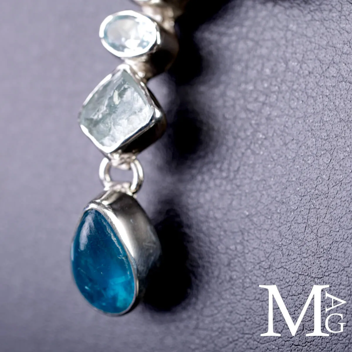 Collier in Argento con Acquamarina e Apatite Naturali.