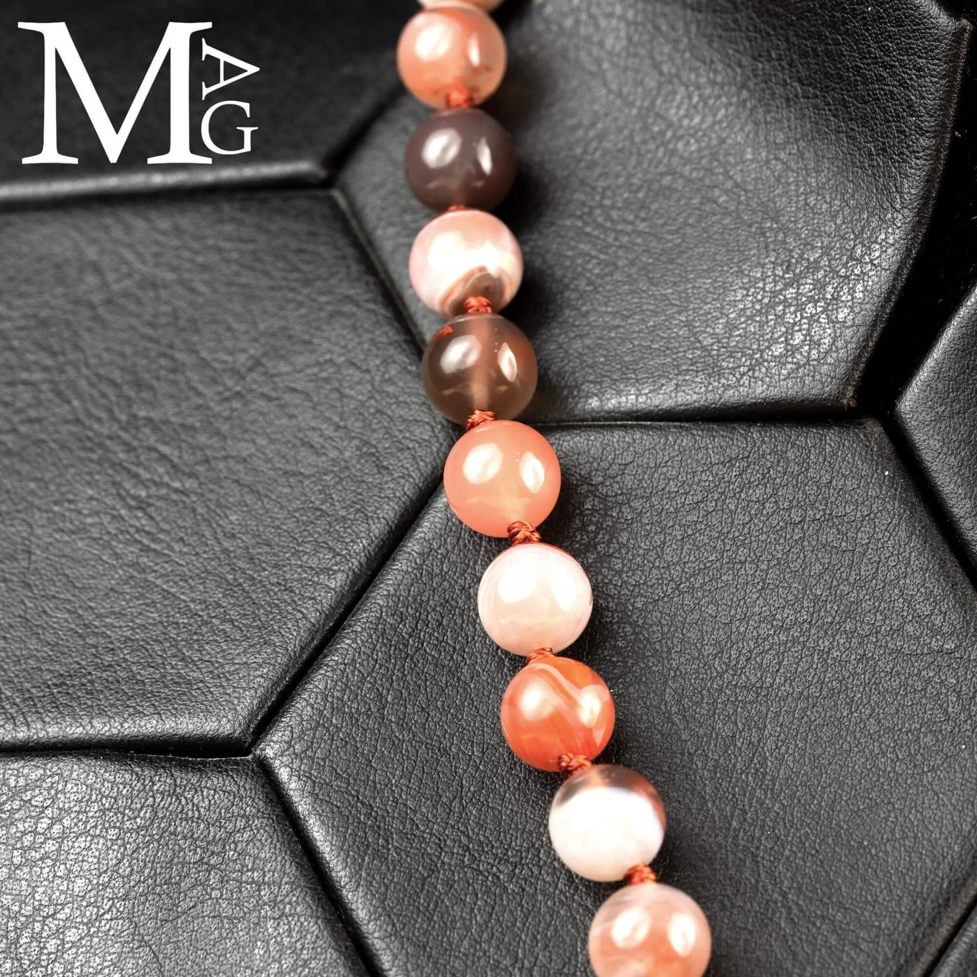 Collana in Agata del Botswana –  Antiche Vibrazioni.