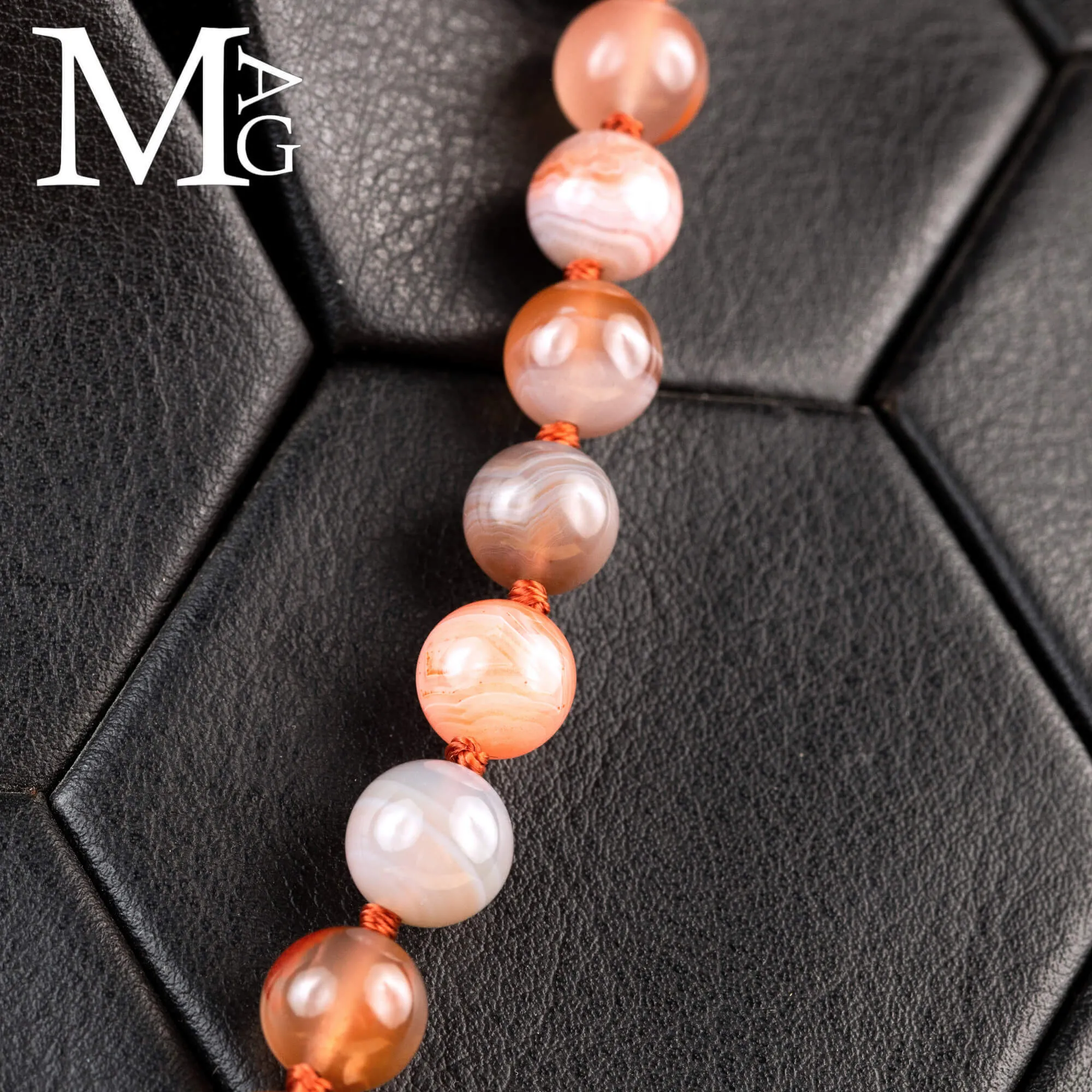 Collana in Agata del Botswana –  Antiche Vibrazioni.