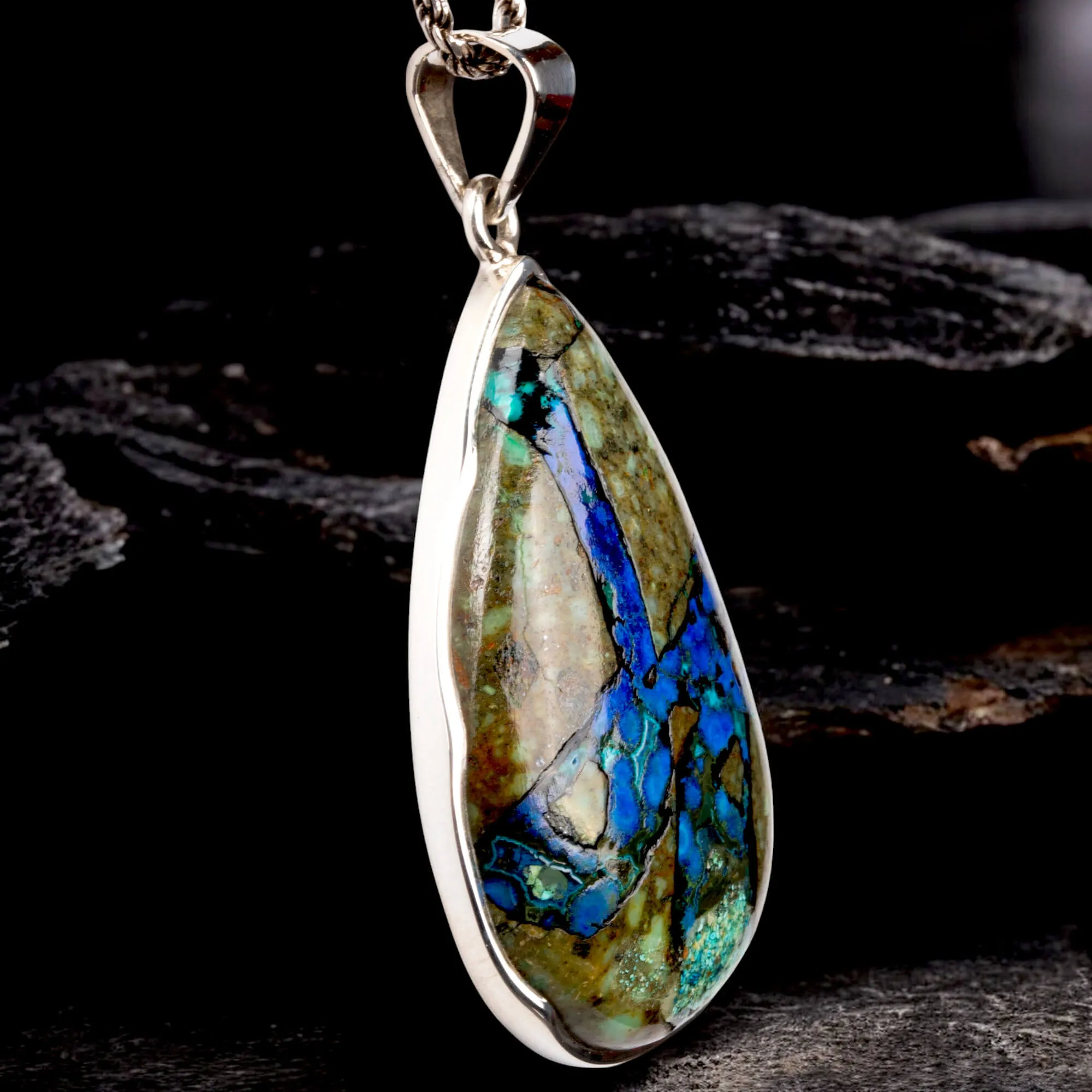 Ciondolo Goccia in Argento con Azzurrite Naturale.
