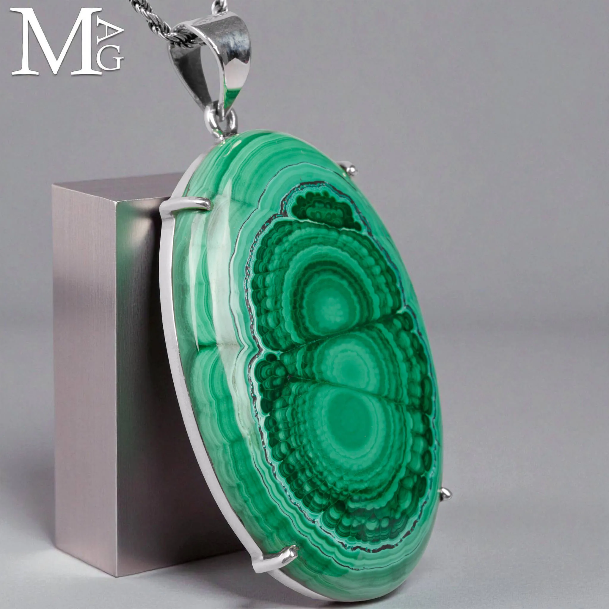 Ciondolo in Argento con Malachite del Congo