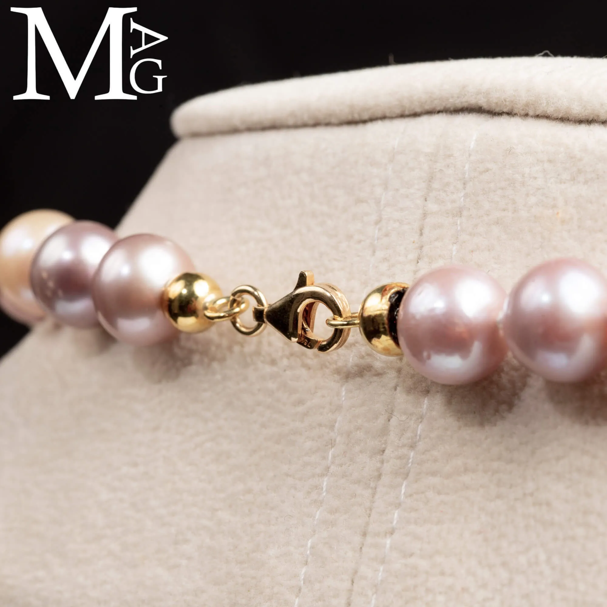 Collana Multicolore di Perle di Acqua Dolce.