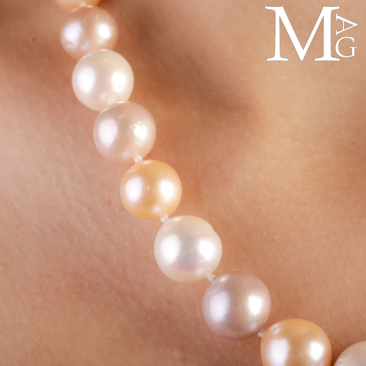 Collana Multicolore di Perle di Acqua Dolce.