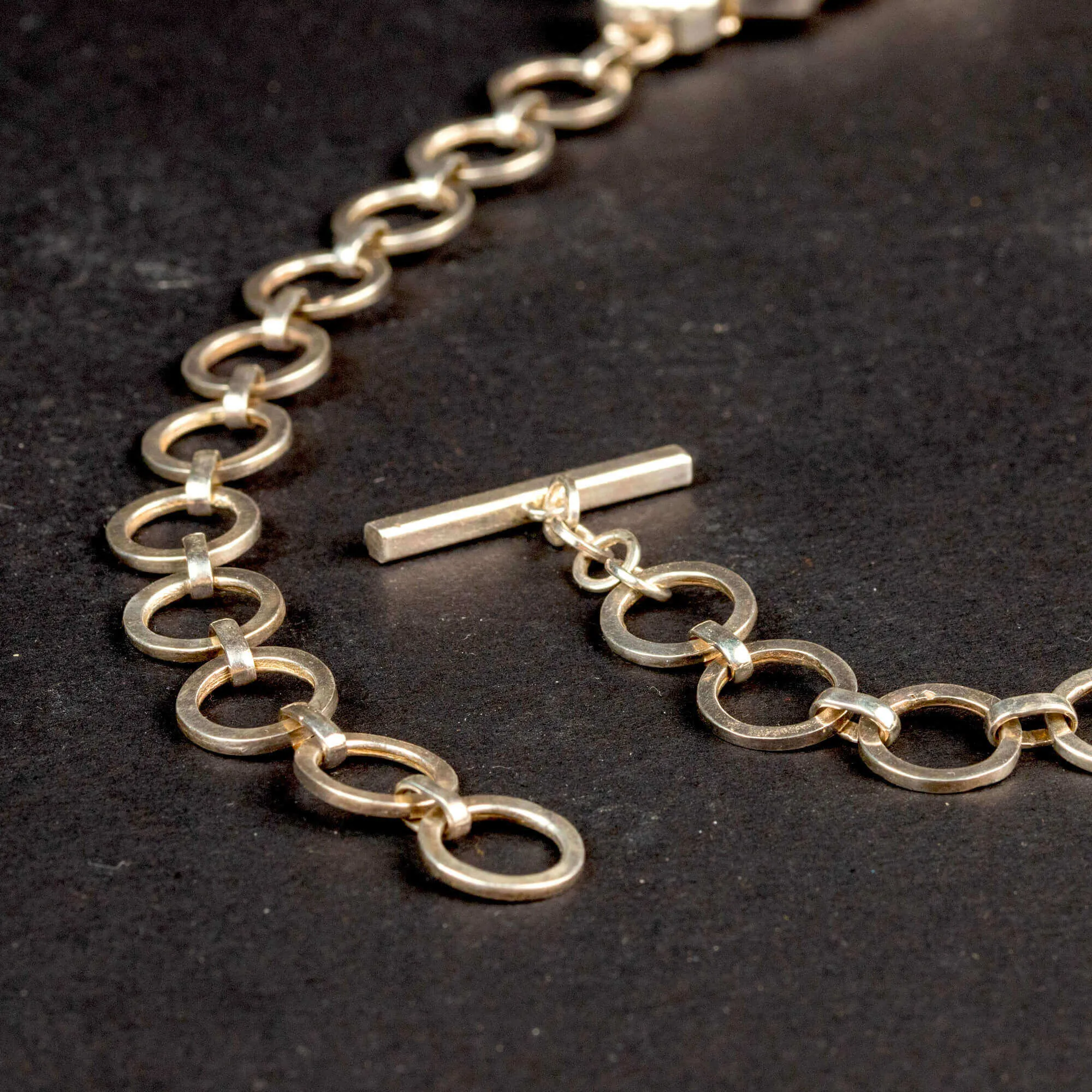 Stupefacente Collana in Argento con 53 Gemme di Pirite Gold.