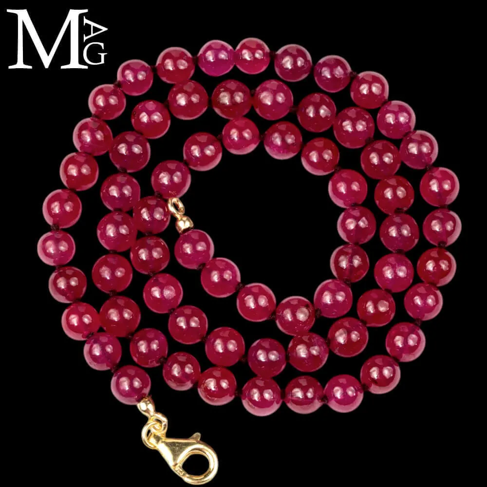 Collana di Rubini: Eleganza di Sfere Birmane.