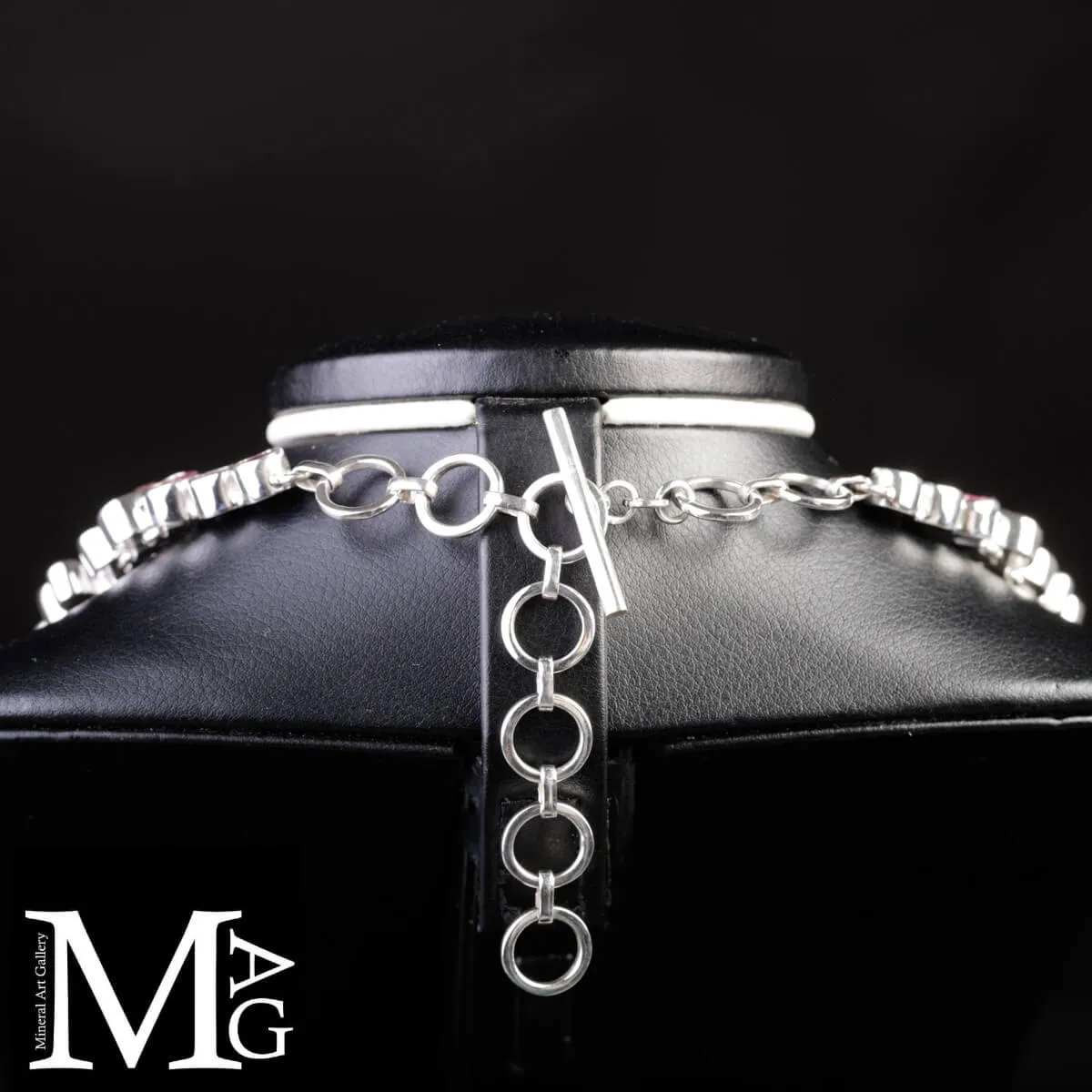 Collier - Gioiello Scultoreo con Rubini Grezzi
