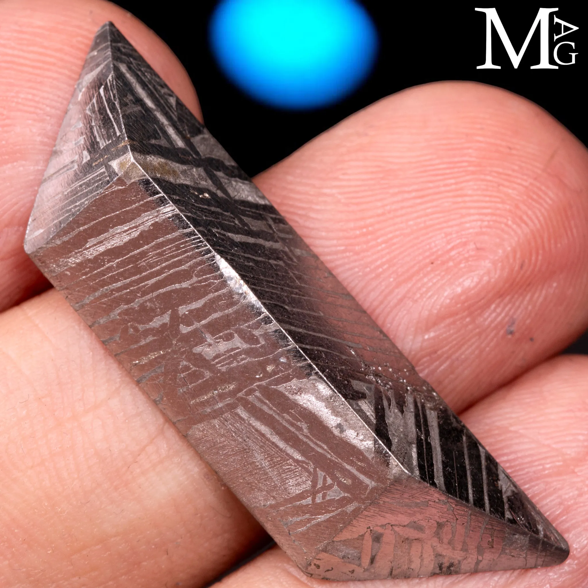 Meteorite Aletai – Frammento con figure di Widmanstätten.