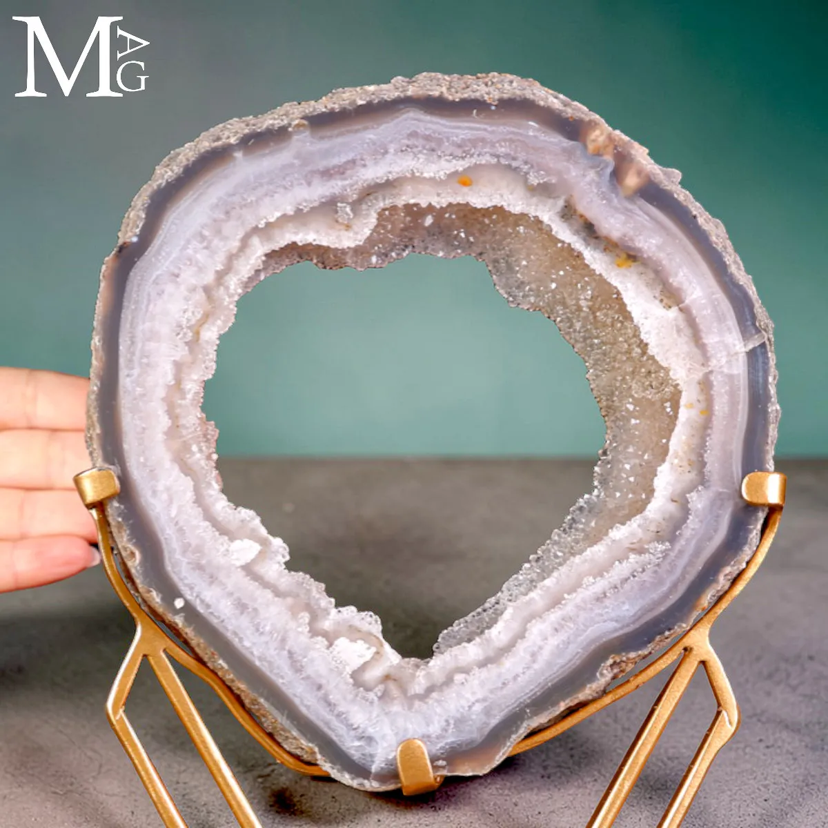 Geode di Agata Naturale con Drusa di Quarzo su Base in Ferro Decorativa